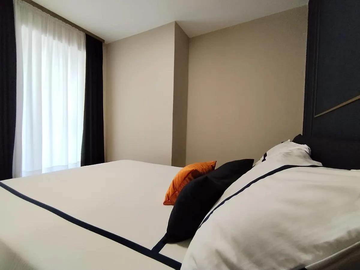Cozy Apartment With Sea View Premantura