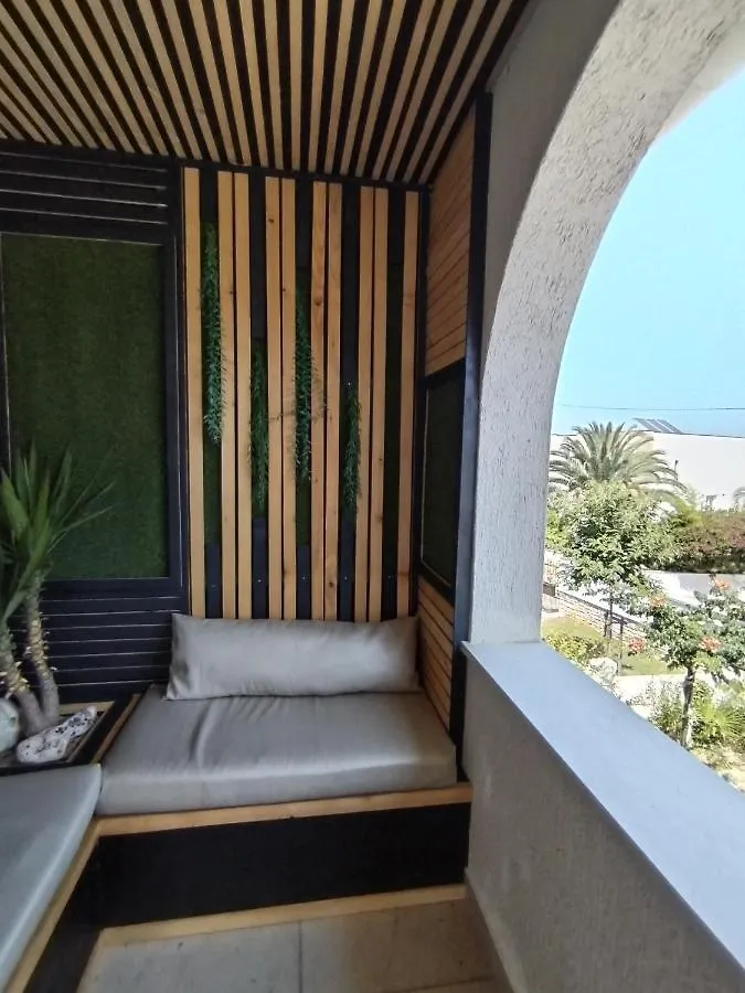 Cozy Apartment With Sea View Premantura